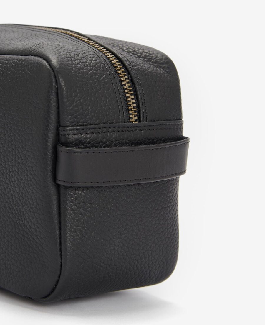 Barbour Highgate Leather Washbag-Black