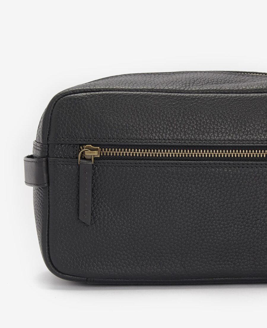 Barbour Highgate Leather Washbag-Black