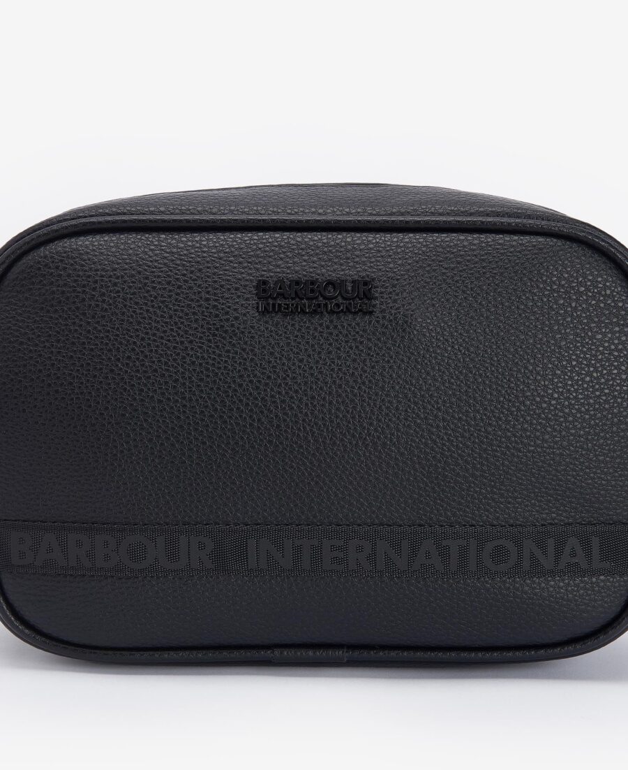 B.Intl Blackwall Washbag- Classic Black